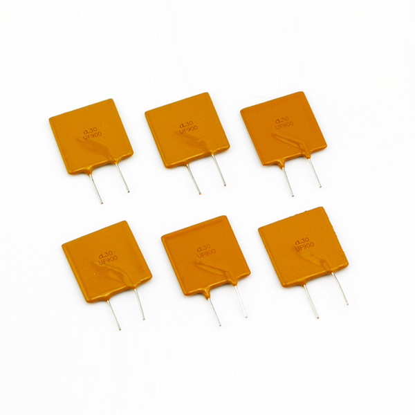 保险丝 9A /30V 插件可恢复保险丝